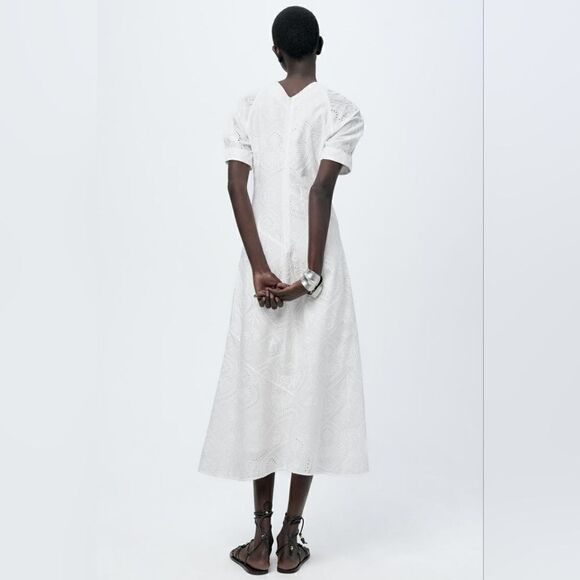 Zara EMBROIDERED EYELET DRESS ZW COLLECTION - Picture 8 of 10